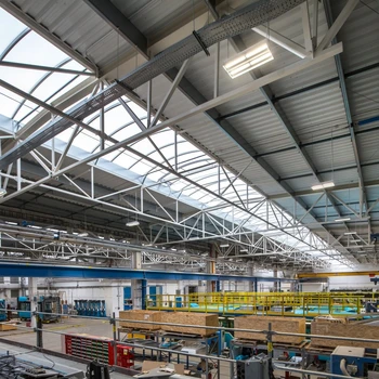 nova_konstrukce_strechy_pohled_z_haly-1-1024x1024